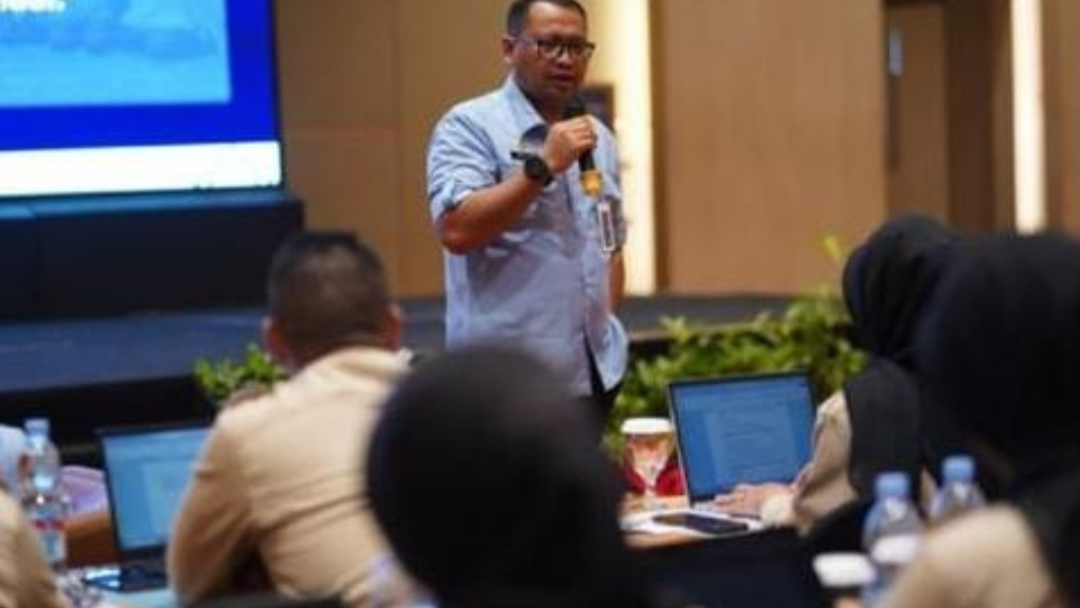picture-Permudah Pantau Program MBG, BGN Sarolangun Sosialisasikan Penggunaan Tauwas Care ke SPPG