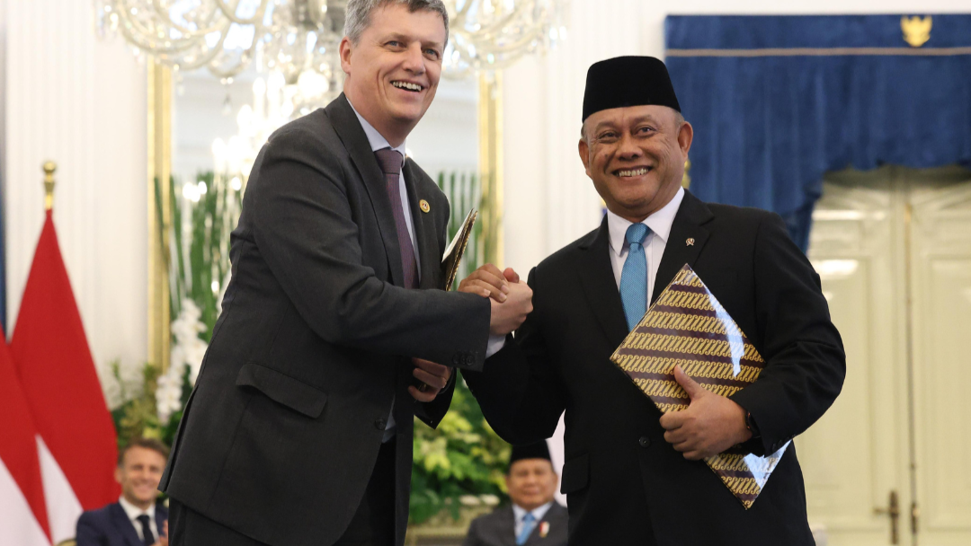 Dukung Program MBG, BGN Sarolangun dan Danone Teken MoU