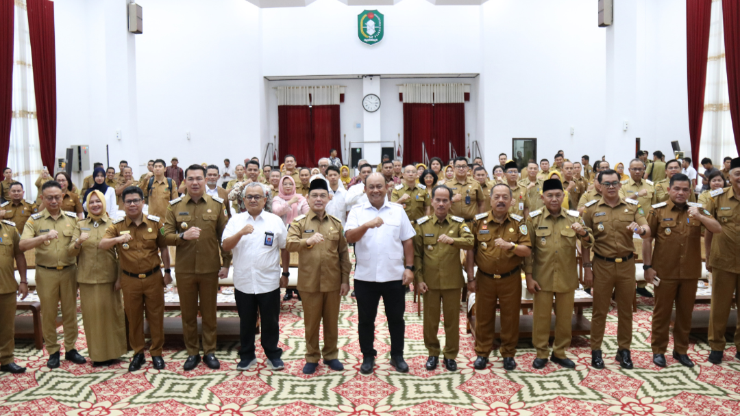 picture-Gotong Royong Sukseskan MBG, BGN Sarolangun dan Pemda se-Provinsi Kalbar Teken MoU 